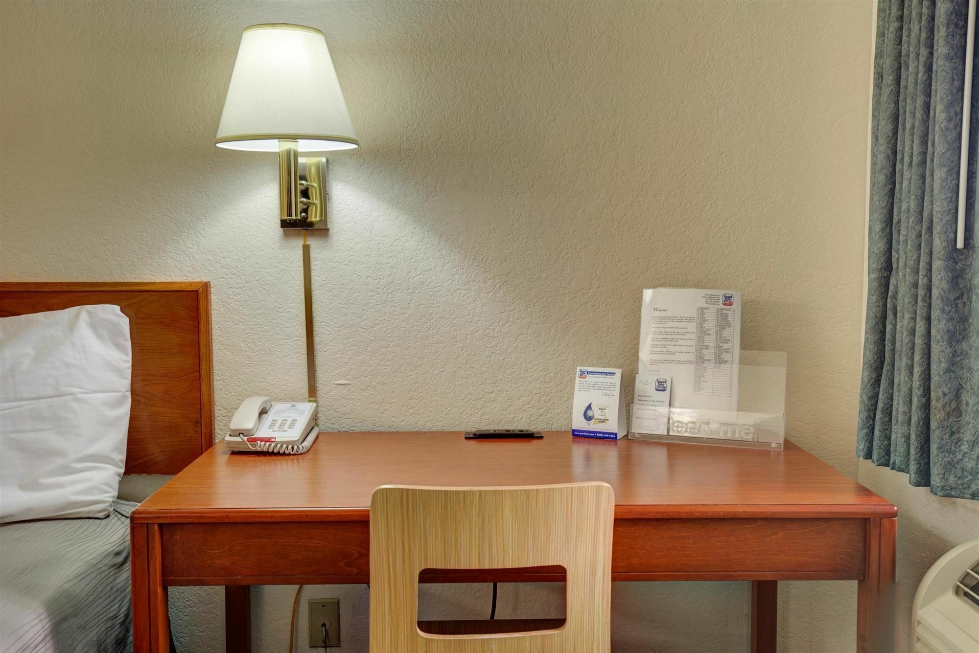 Good Nite Inn Sylmar Los Angeles Exterior foto